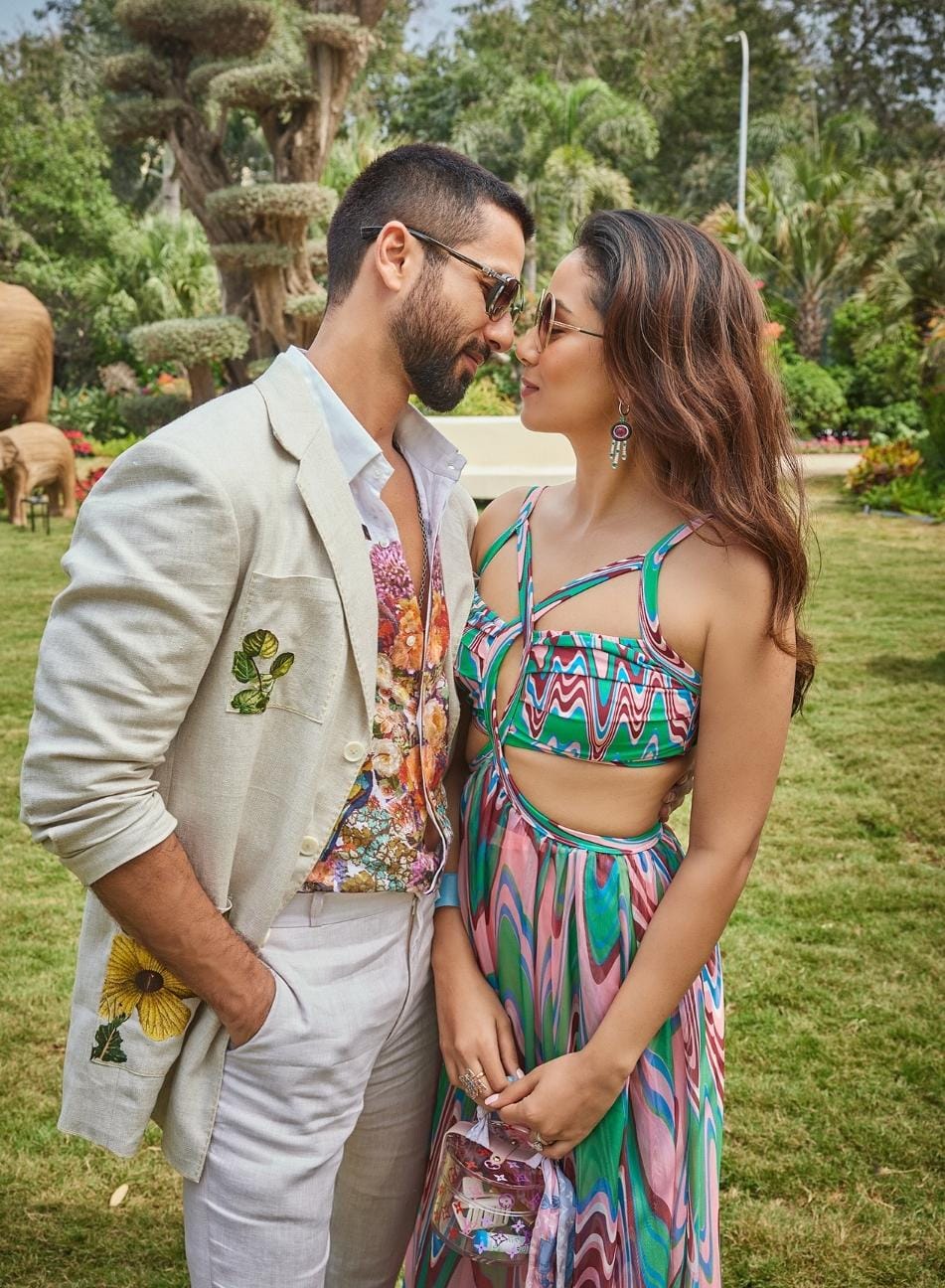 The age difference between Shahid and Mira